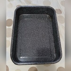 Large 16 × 12 Speckled Black Roasting Pan